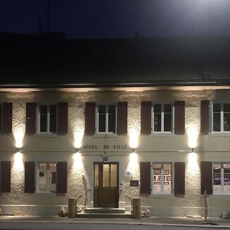 Hotel De Ville Les Verrieres エクステリア 写真