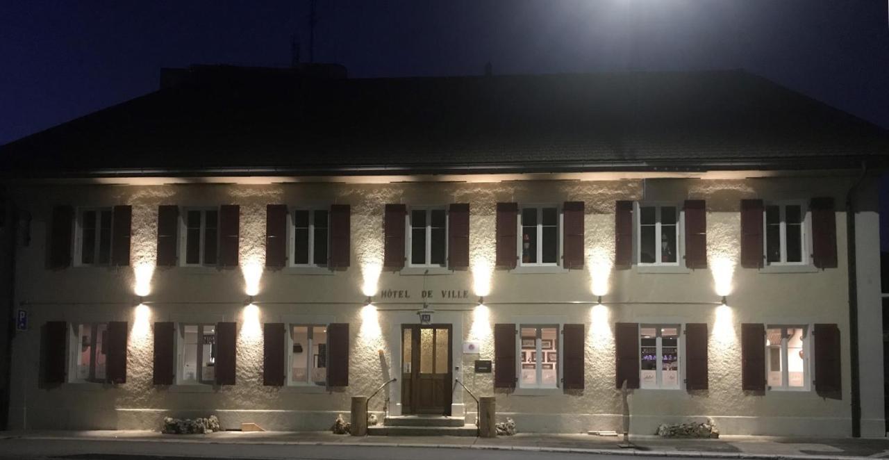 Hotel De Ville Les Verrieres エクステリア 写真